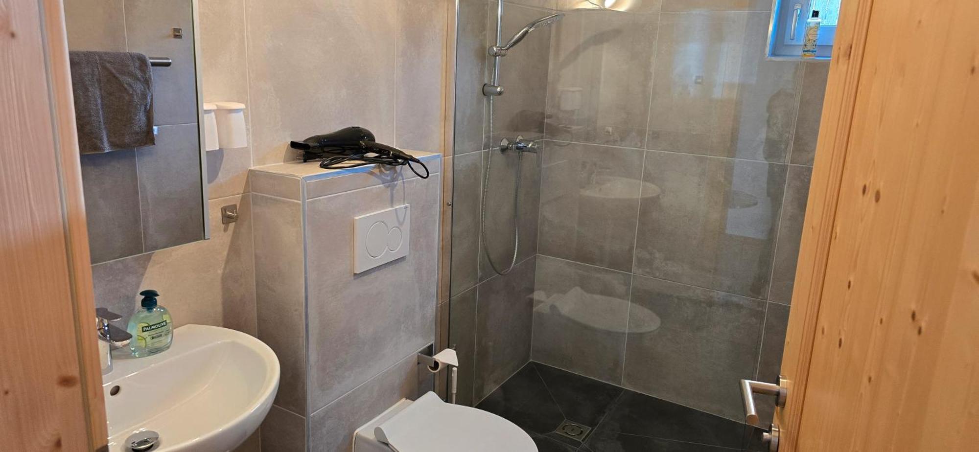 Haus Auszeit Bed & Breakfast Wenns Ngoại thất bức ảnh